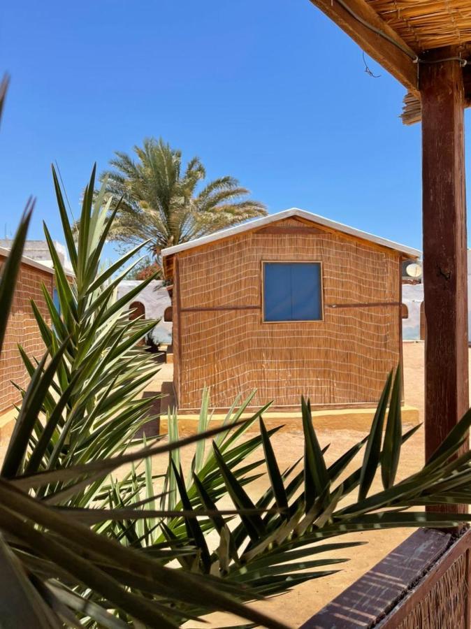 Dolphin Camp Hotel Dahab Buitenkant foto