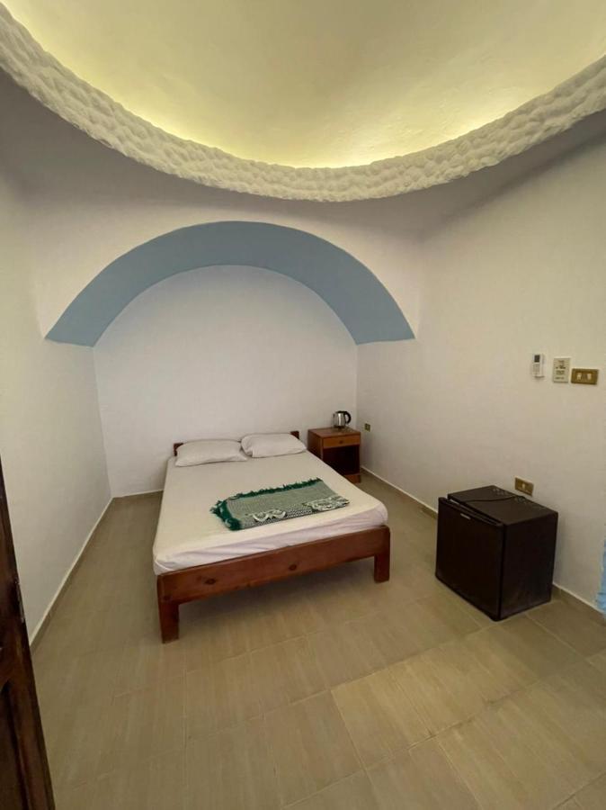 Dolphin Camp Hotel Dahab Buitenkant foto