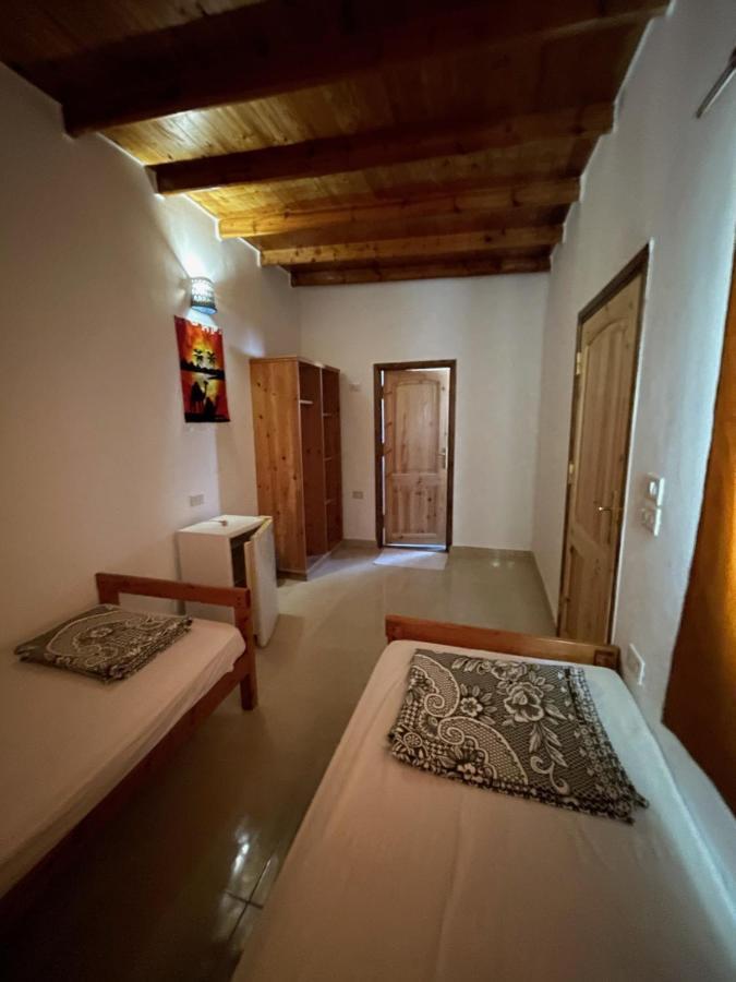Dolphin Camp Hotel Dahab Buitenkant foto