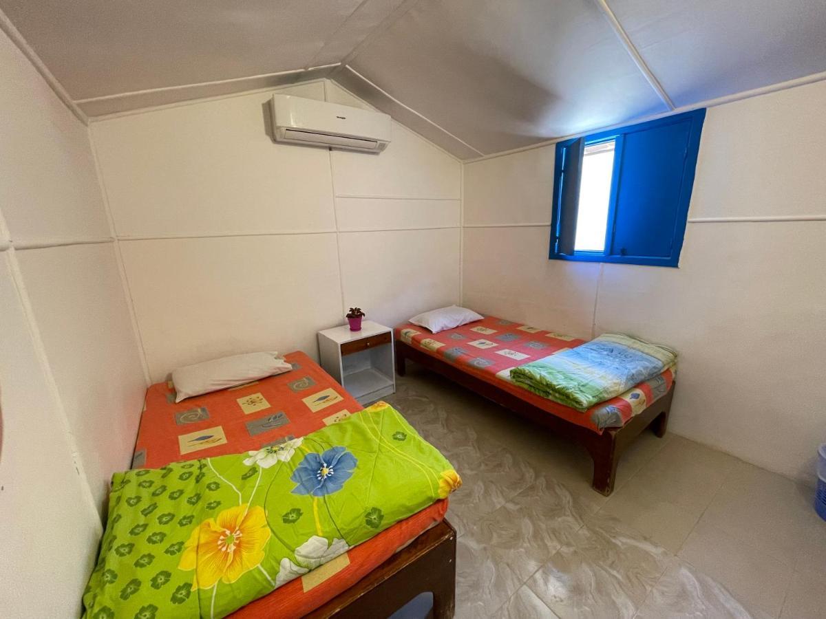 Dolphin Camp Hotel Dahab Buitenkant foto