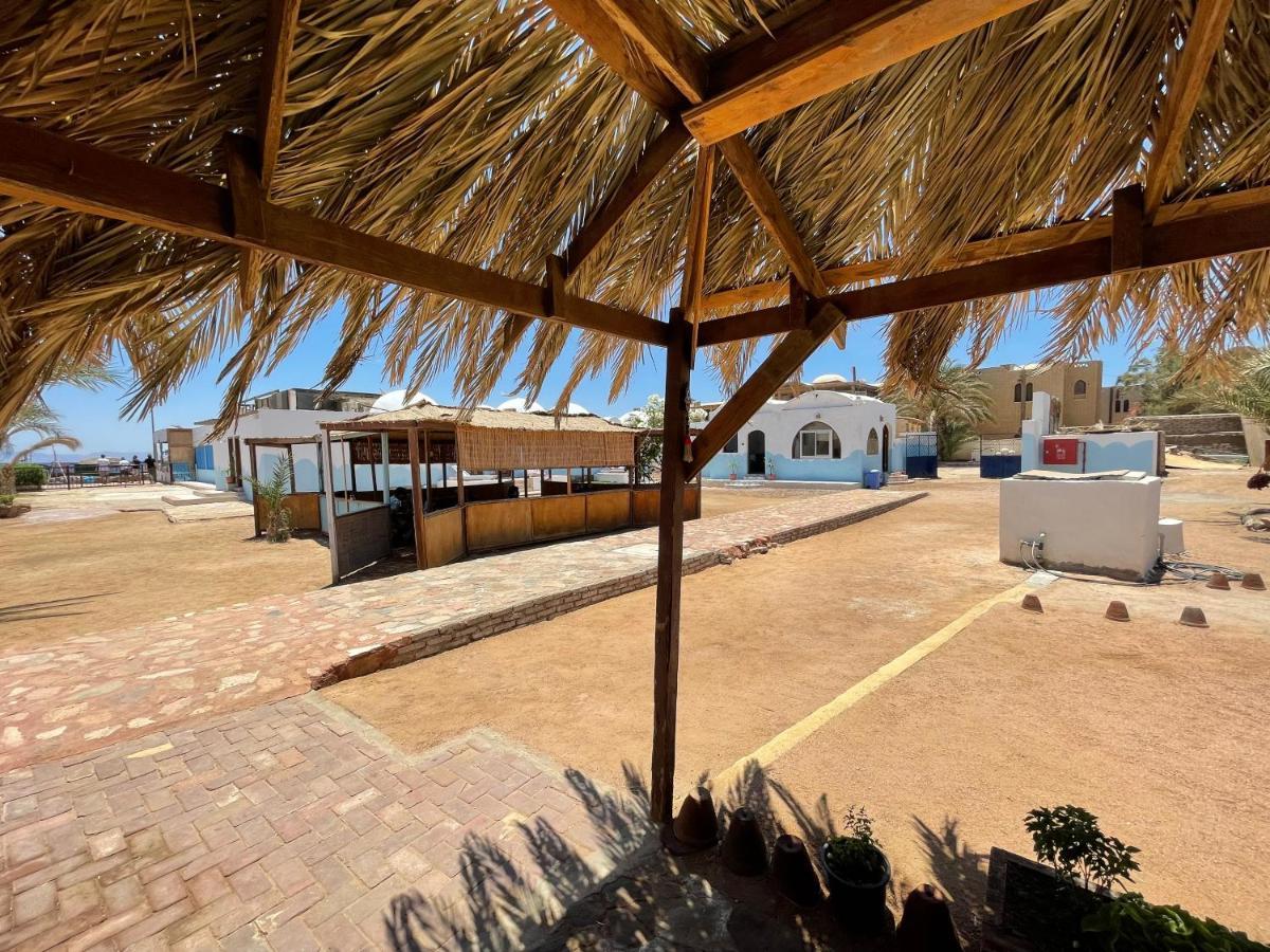 Dolphin Camp Hotel Dahab Buitenkant foto